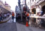 Colapsa redes de alcantarillado en calles céntricas de Chiclayo