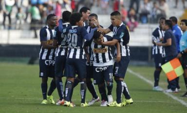 Alianza Lima ganó Alianza Atlético y es líder del Torneo Apertura