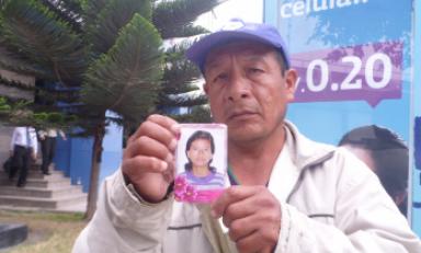 Padre de familia pide ayuda para encontrar a su hija