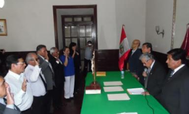 Juramentan integrantes de la asamblea estatutaria de la UNPRG
