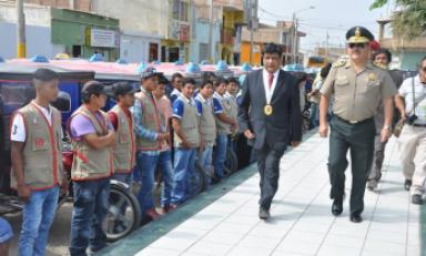 Mototaxistas y policía integrados por la seguridad de Pimentel